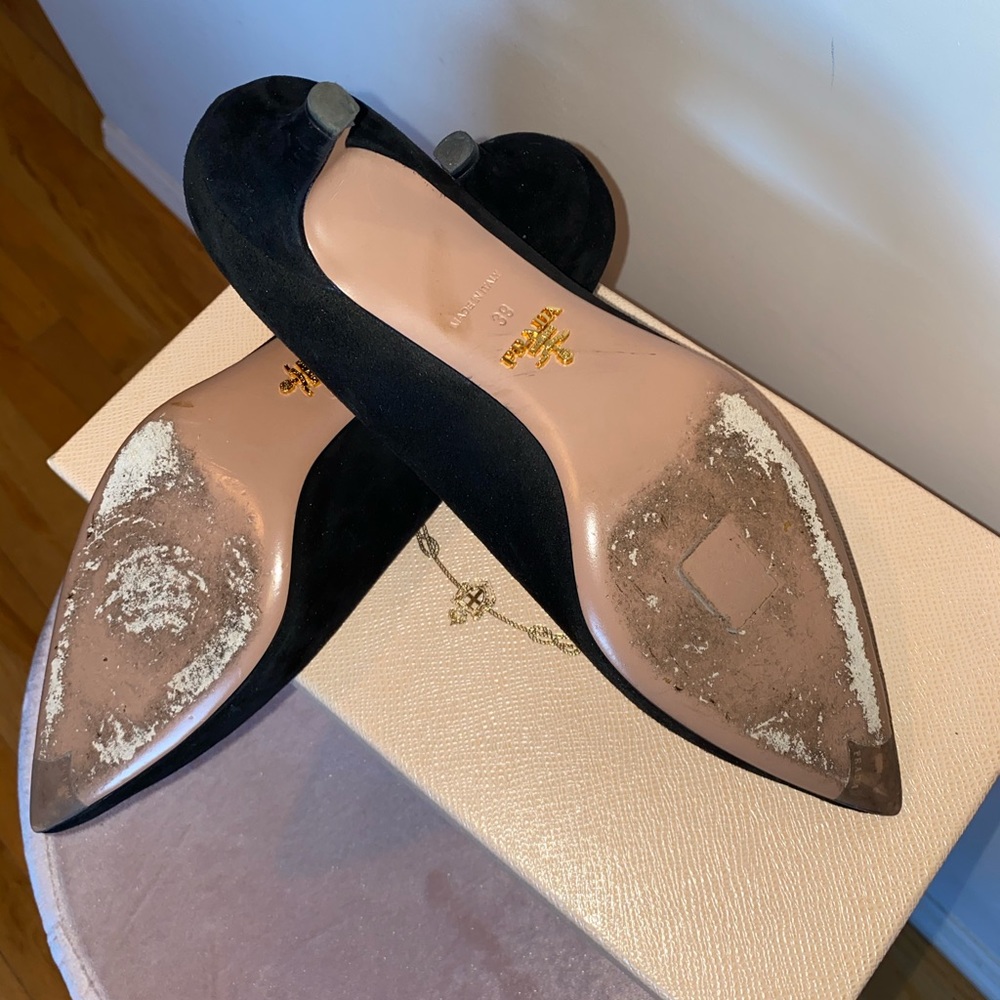 Black suede Prada kitty heel - Picture 2 of 4